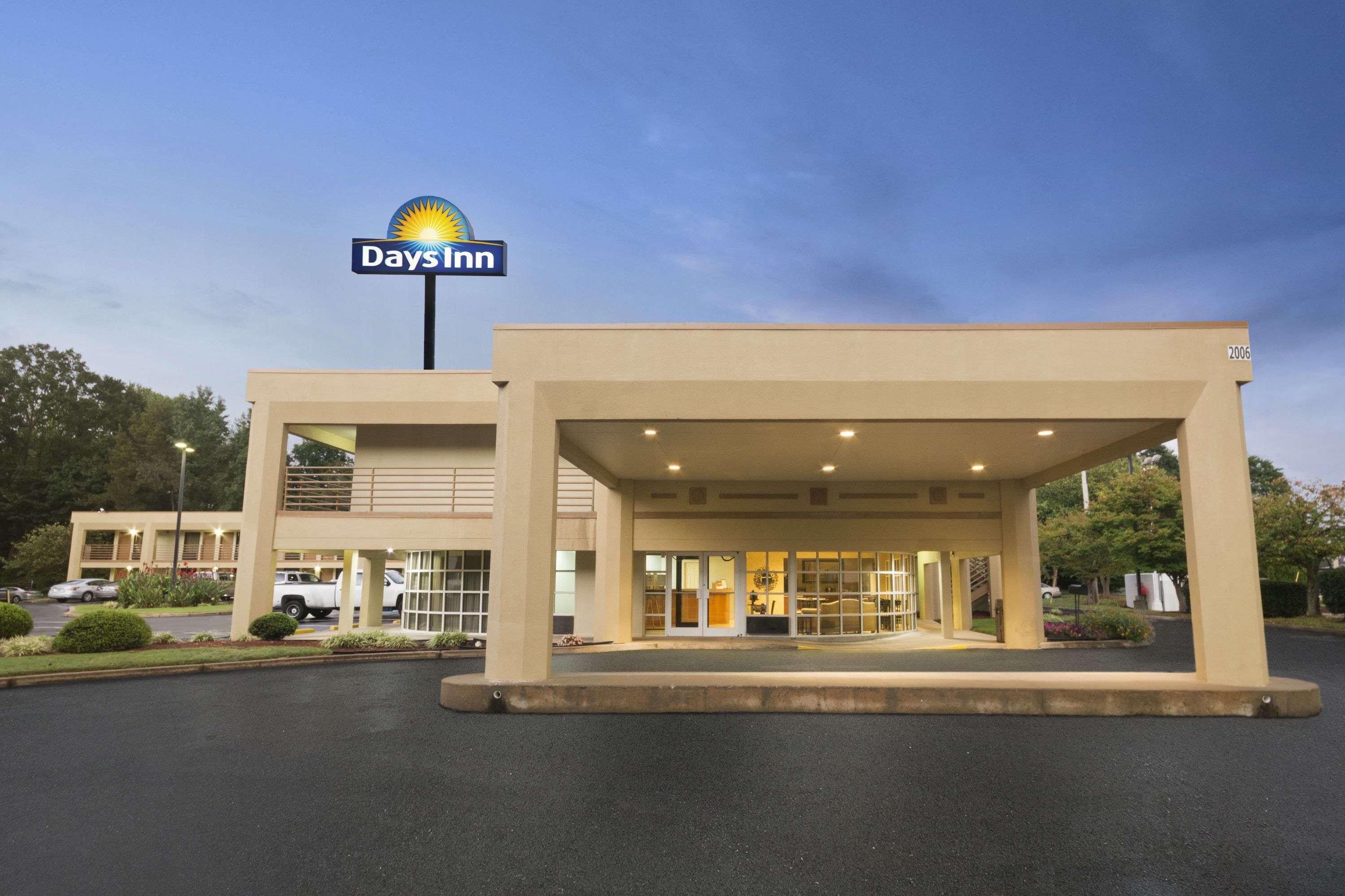 Days Inn By Wyndham Atlanta Stone Mountain Kültér fotó